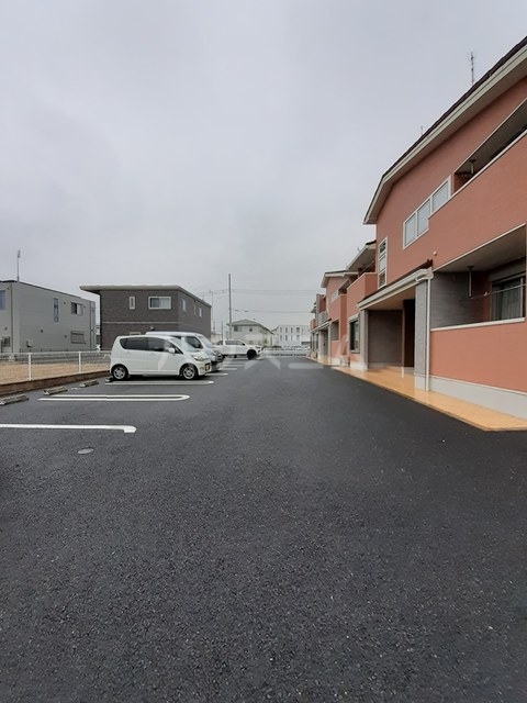 2/14 駐車場