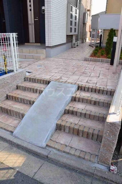 15/21 エントランス