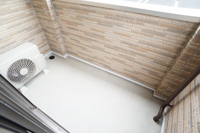 13/21 バルコニー