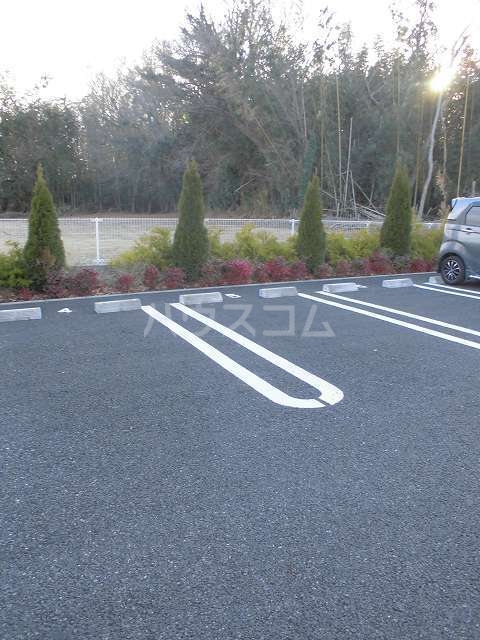 3/10 駐車場