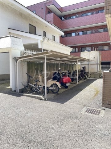 18/19 駐車場