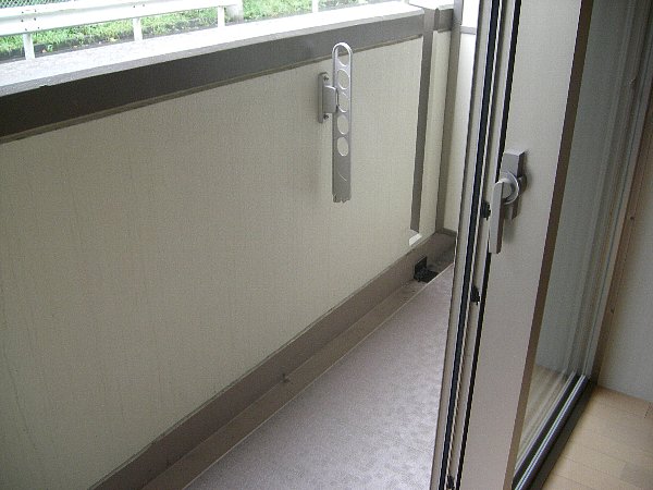 16/27 バルコニー