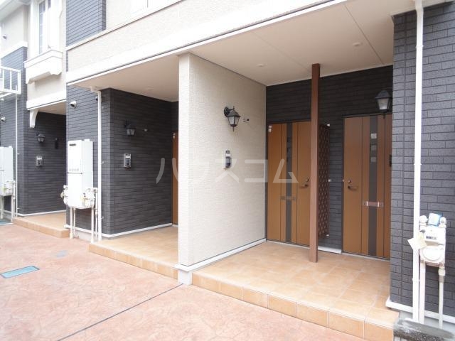 16/25 エントランス