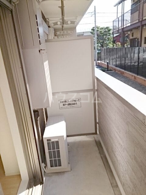 13/22 バルコニー