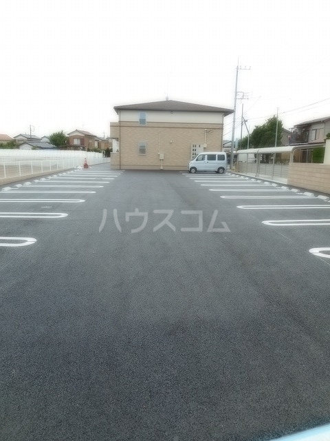 14/20 駐車場