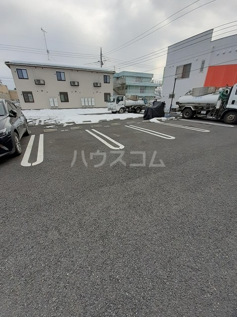 15/27 駐車場