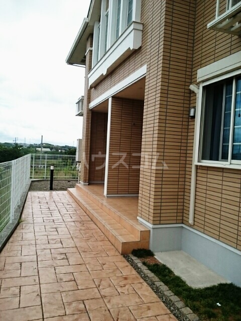 14/18 エントランス