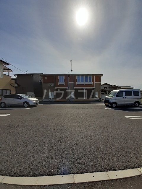 15/27 駐車場