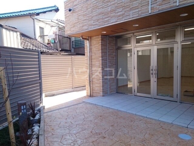 2/8 エントランス