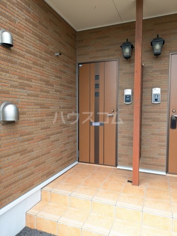 2/3 エントランス