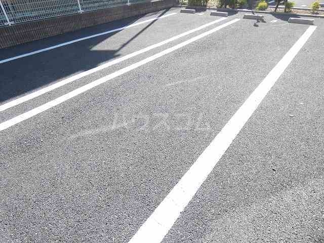 14/20 駐車場