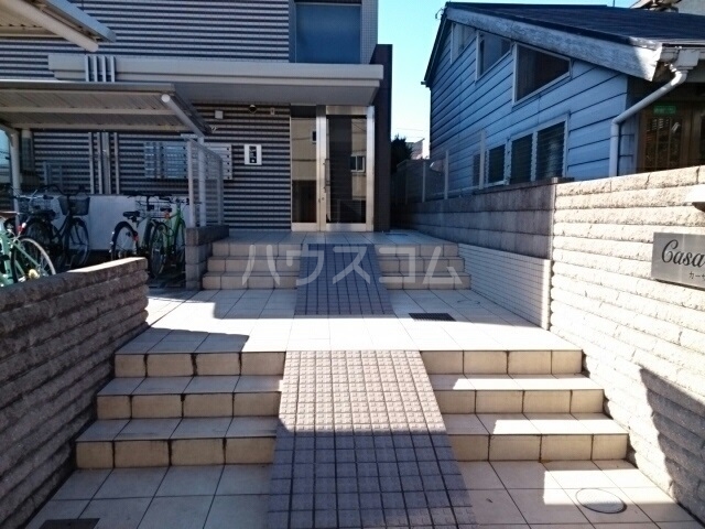 20/28 エントランス