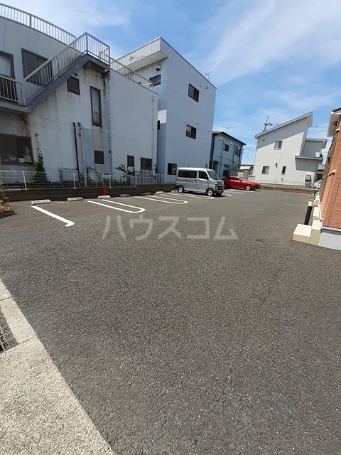15/27 駐車場