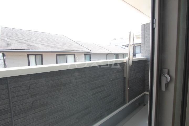 13/21 バルコニー