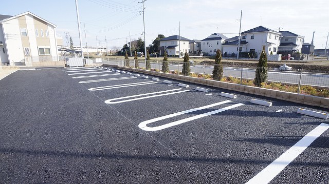 26/30 駐車場