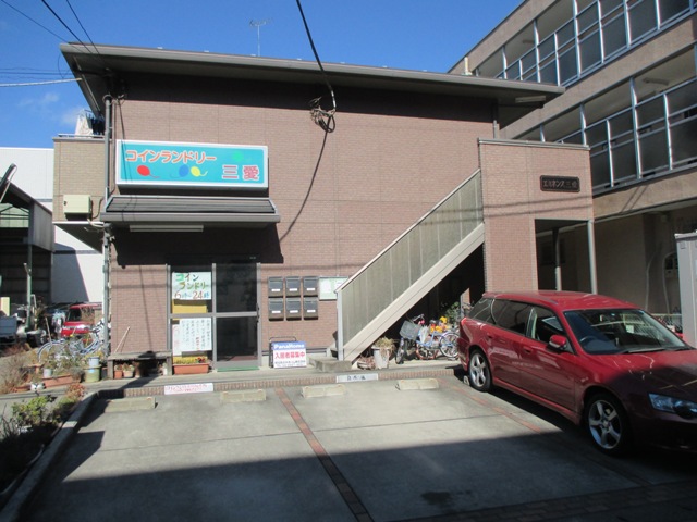 14/19 エントランス