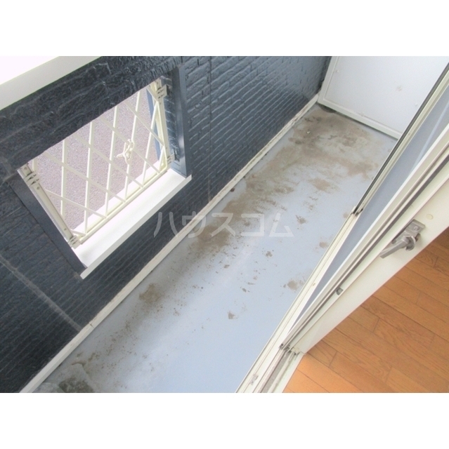 15/22 バルコニー