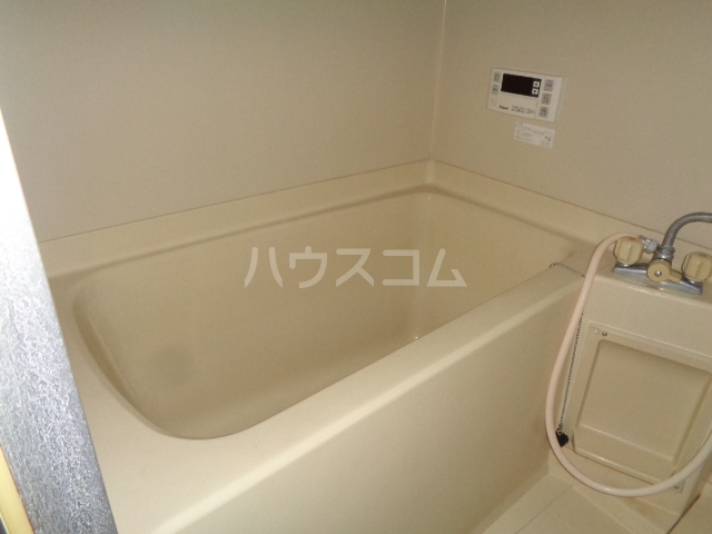 14/30 浴室