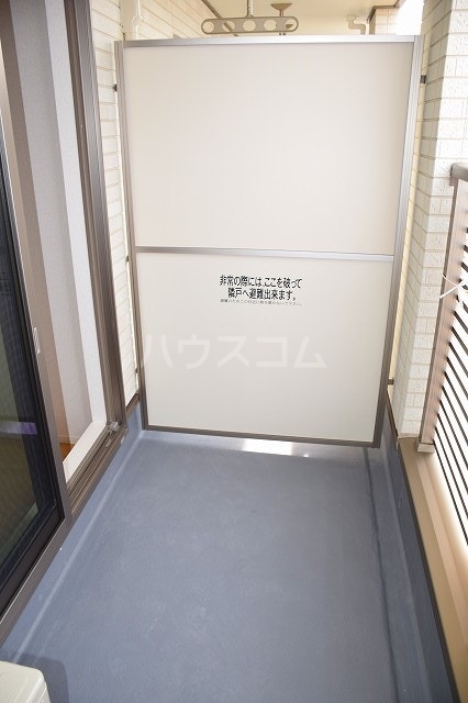 13/21 バルコニー