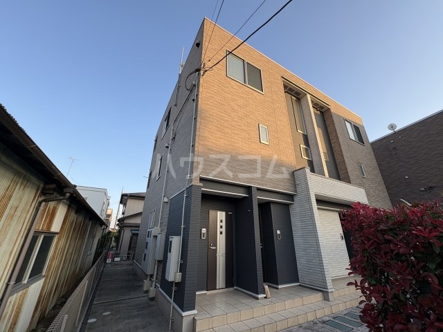 2/30 外観