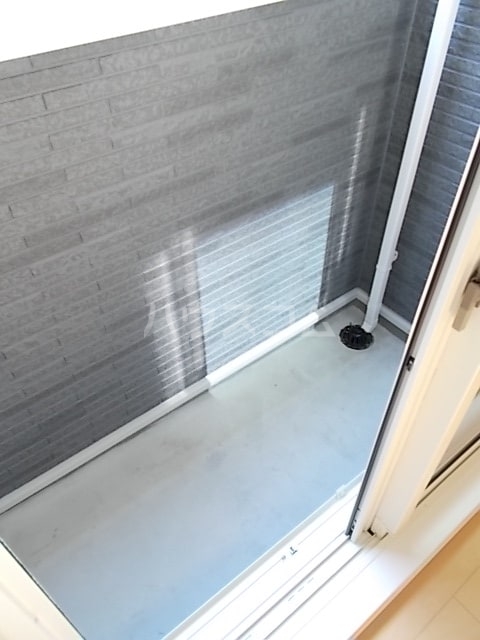 15/26 バルコニー