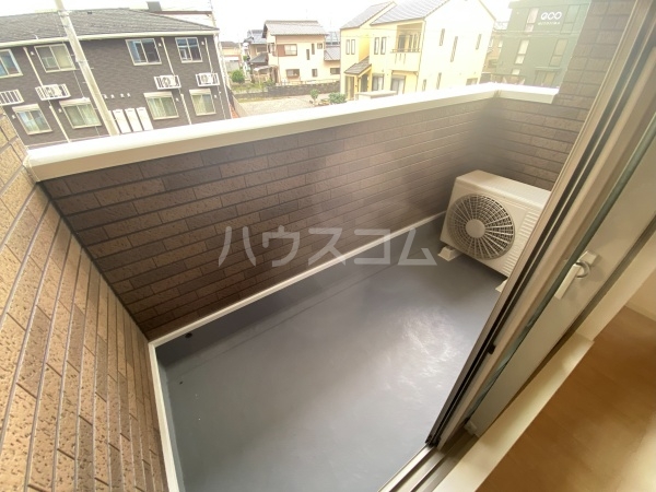 25/30 バルコニー