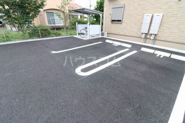 26/30 駐車場