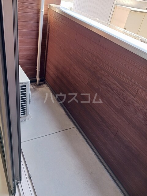 13/23 バルコニー
