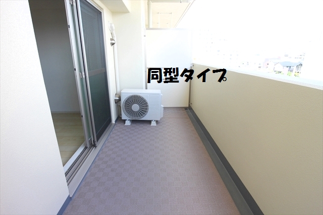21/30 バルコニー