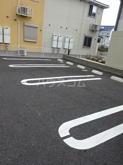 18/24 駐車場