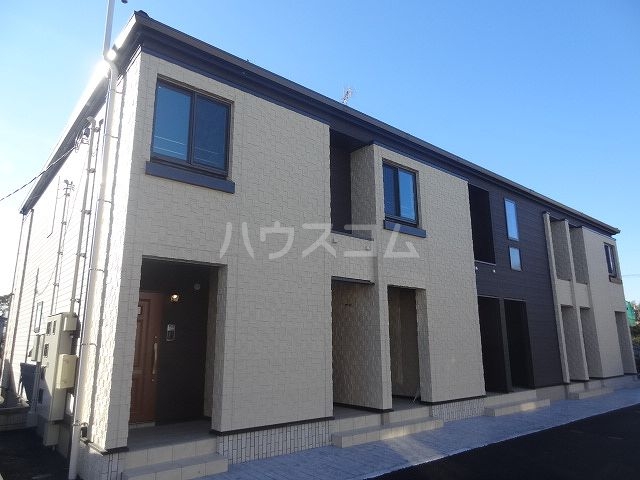 14/22 エントランス