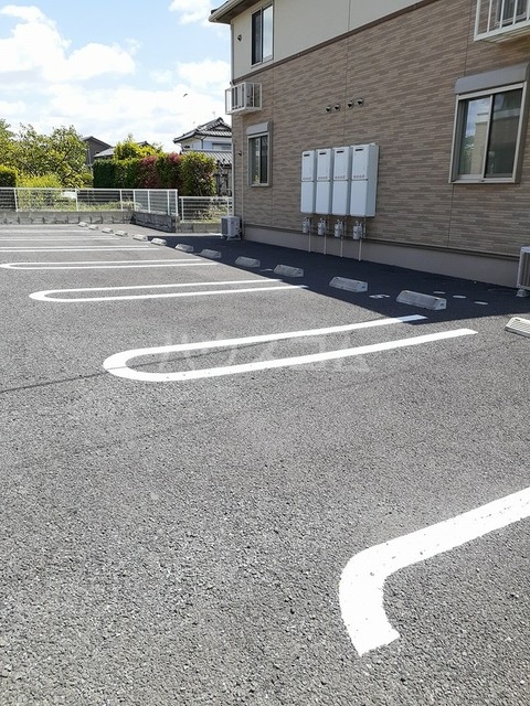 15/27 駐車場