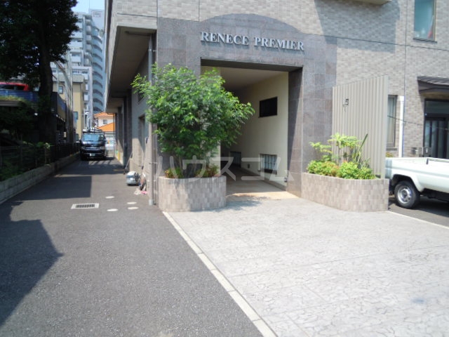 29/30 エントランス