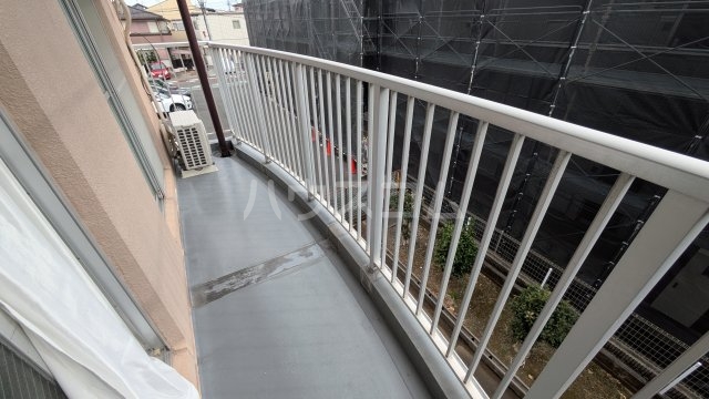 17/28 バルコニー