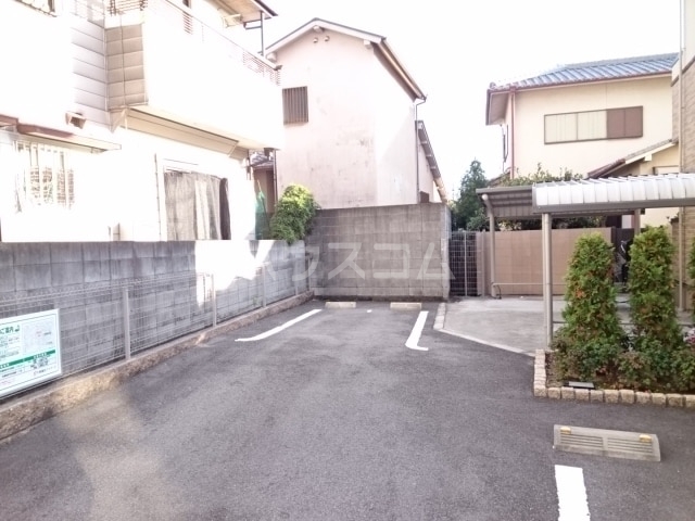 14/20 駐車場
