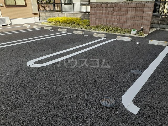 15/22 駐車場