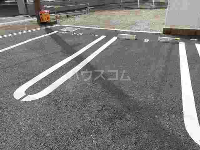2/8 駐車場