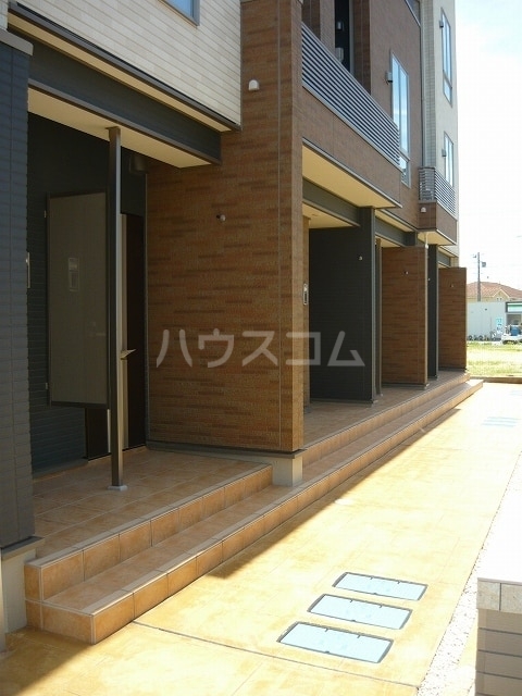 15/21 エントランス