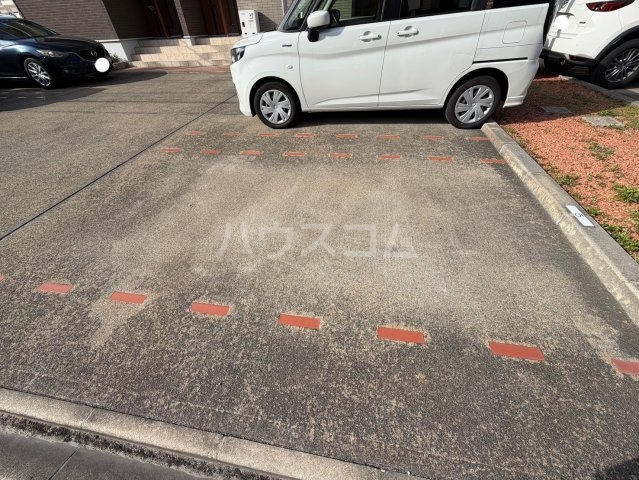 2/10 駐車場
