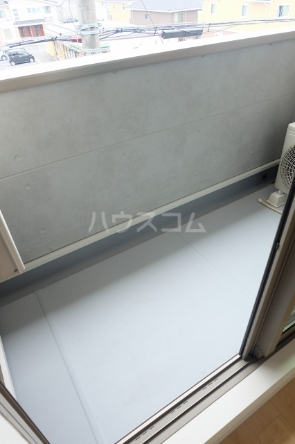 13/21 バルコニー