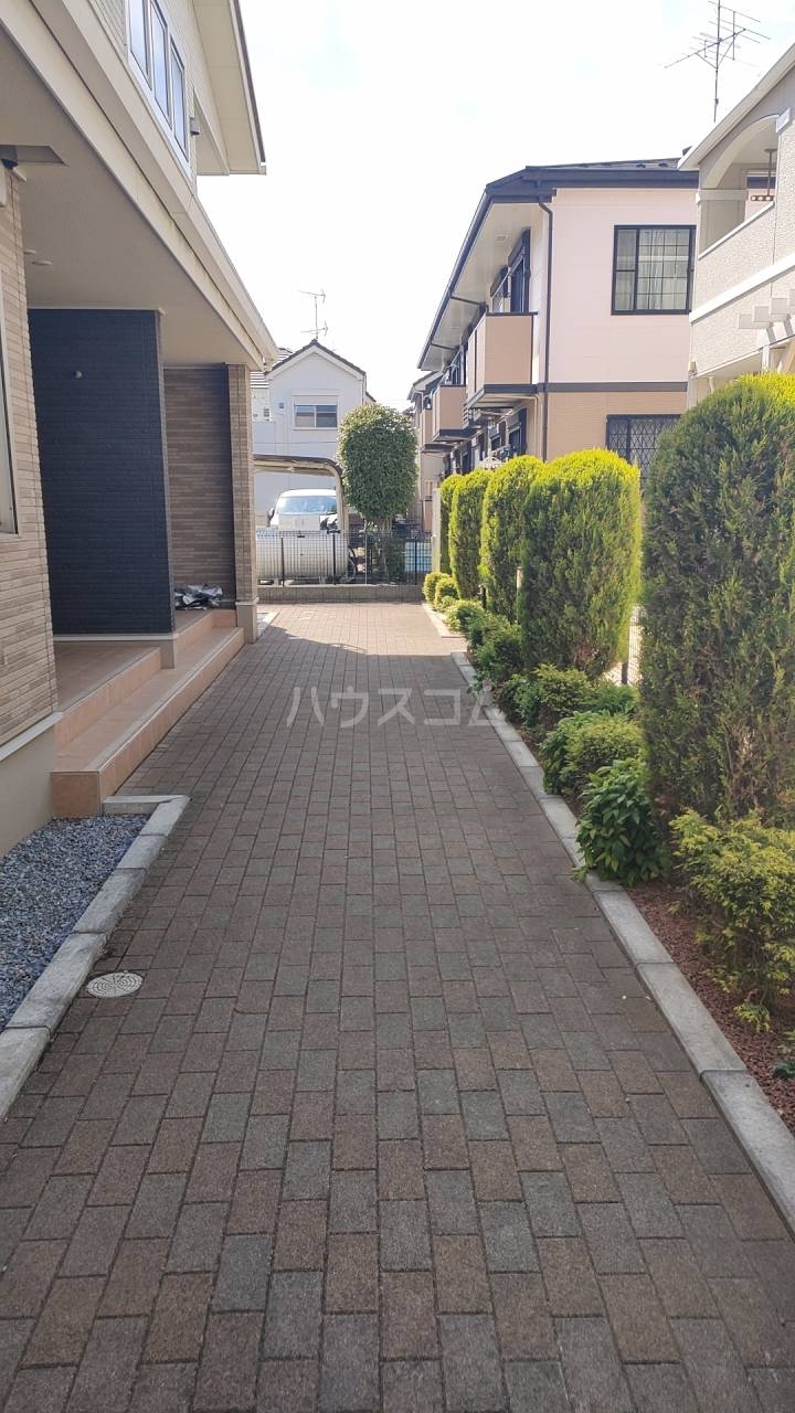 28/30 駐車場