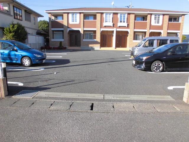 14/20 駐車場
