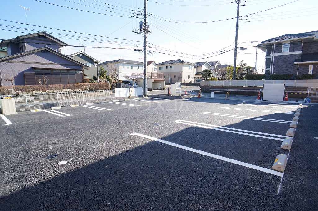 15/22 駐車場