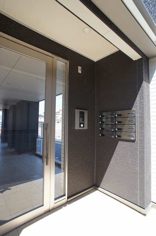 14/21 エントランス