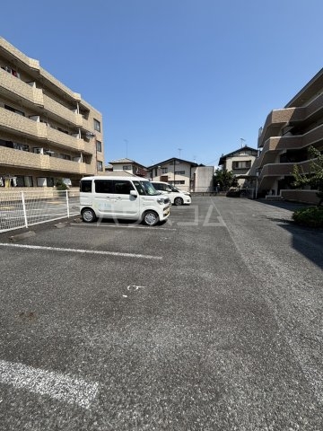 29/30 駐車場