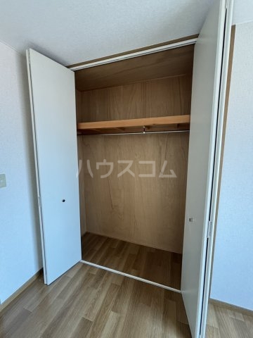 13/30 収納