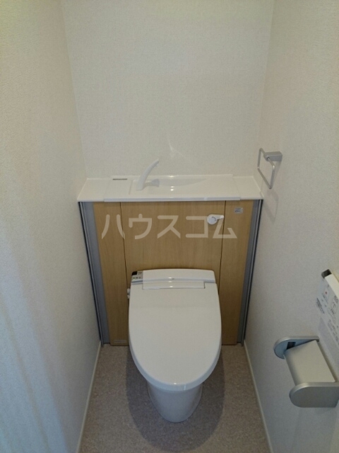 13/28 浴室