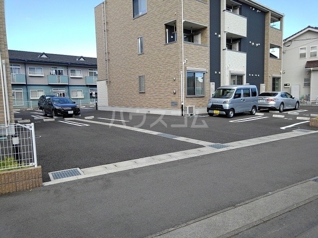 15/21 駐車場