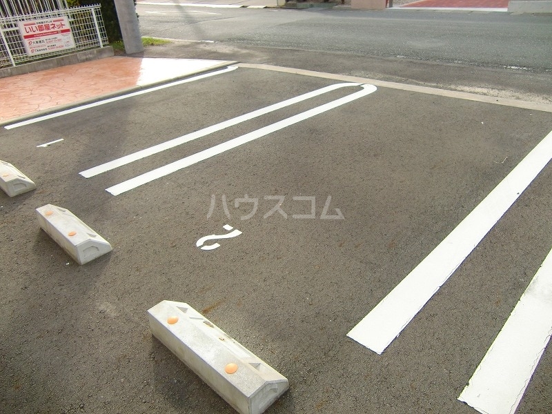 15/23 駐車場