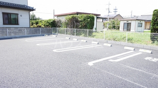 14/20 駐車場